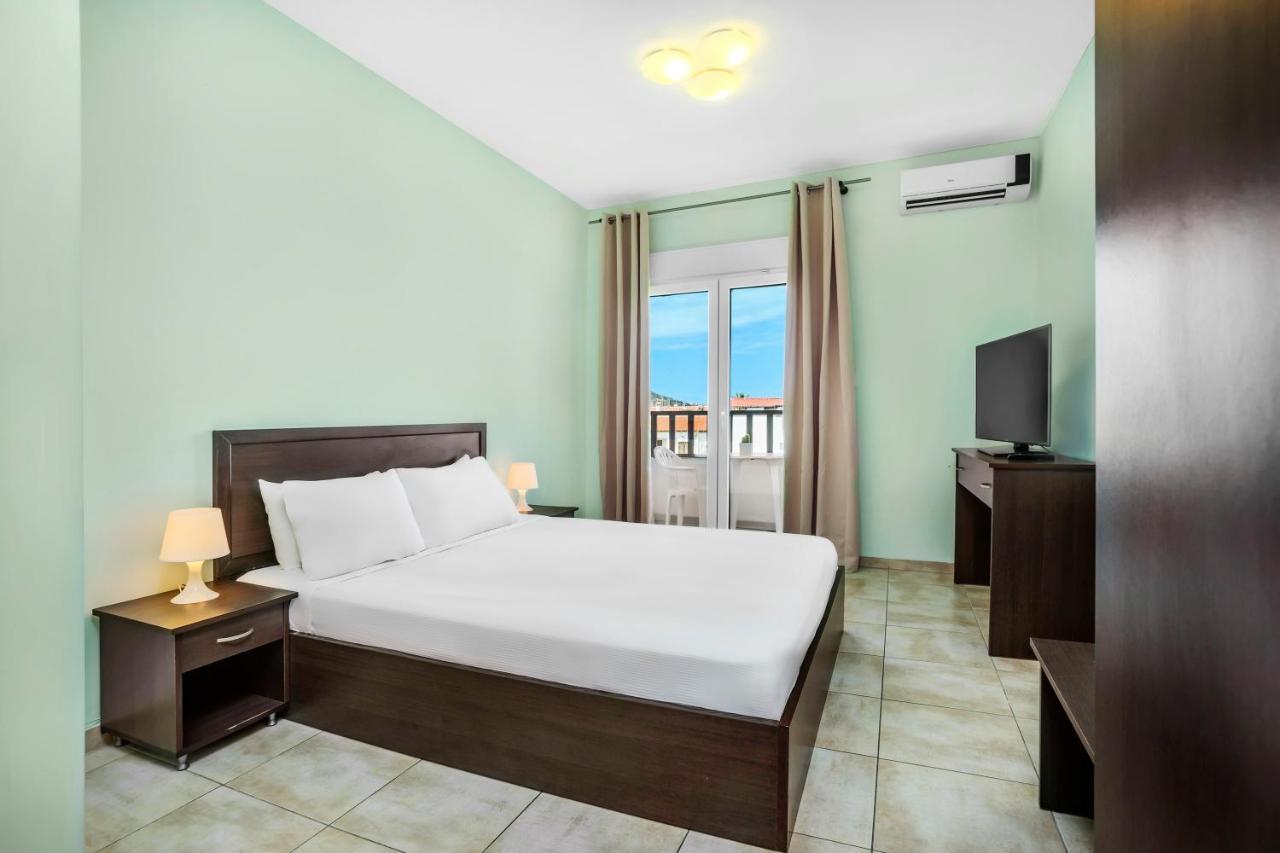 Hotel Poseidon เปฟโกโฮรี ภายนอก รูปภาพ